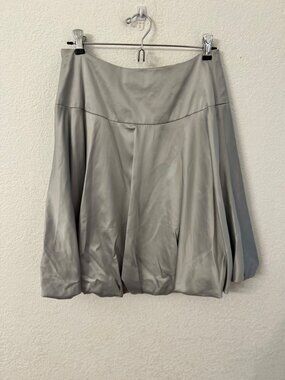 White House Black Market Silver Bubble Hem Skirt Polyester/Spandex Elegant Desig